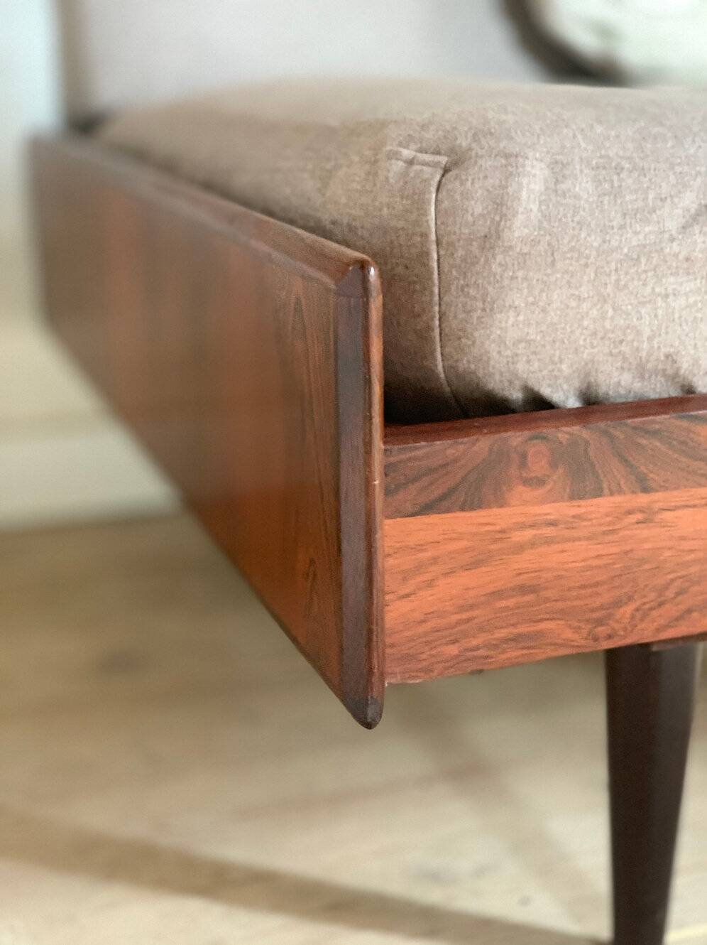 Daybed Scandinavian vintage rosewood sofa bed