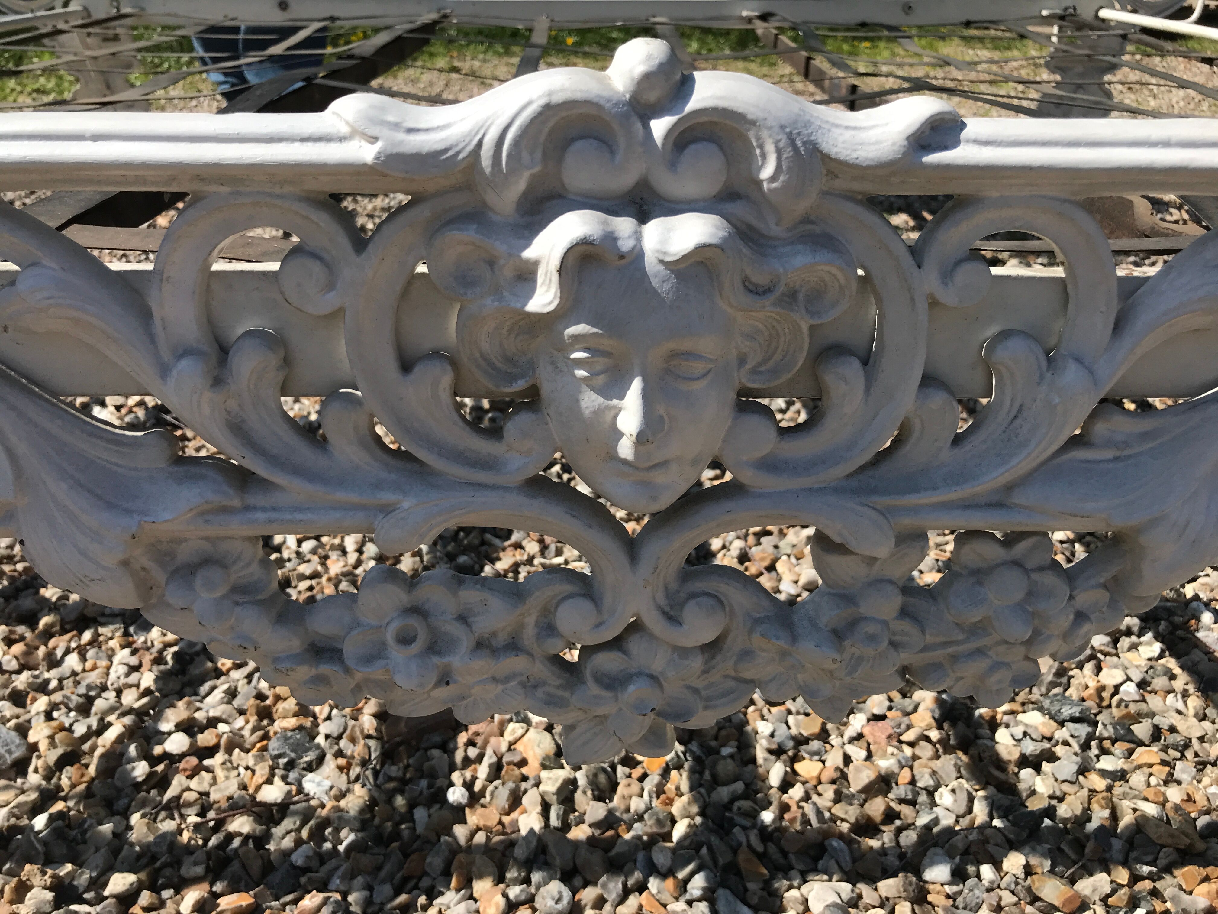 Rare bed 1.40 cast NIII