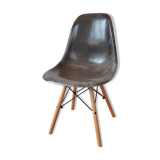 Eames DSW chair for Herman Miller