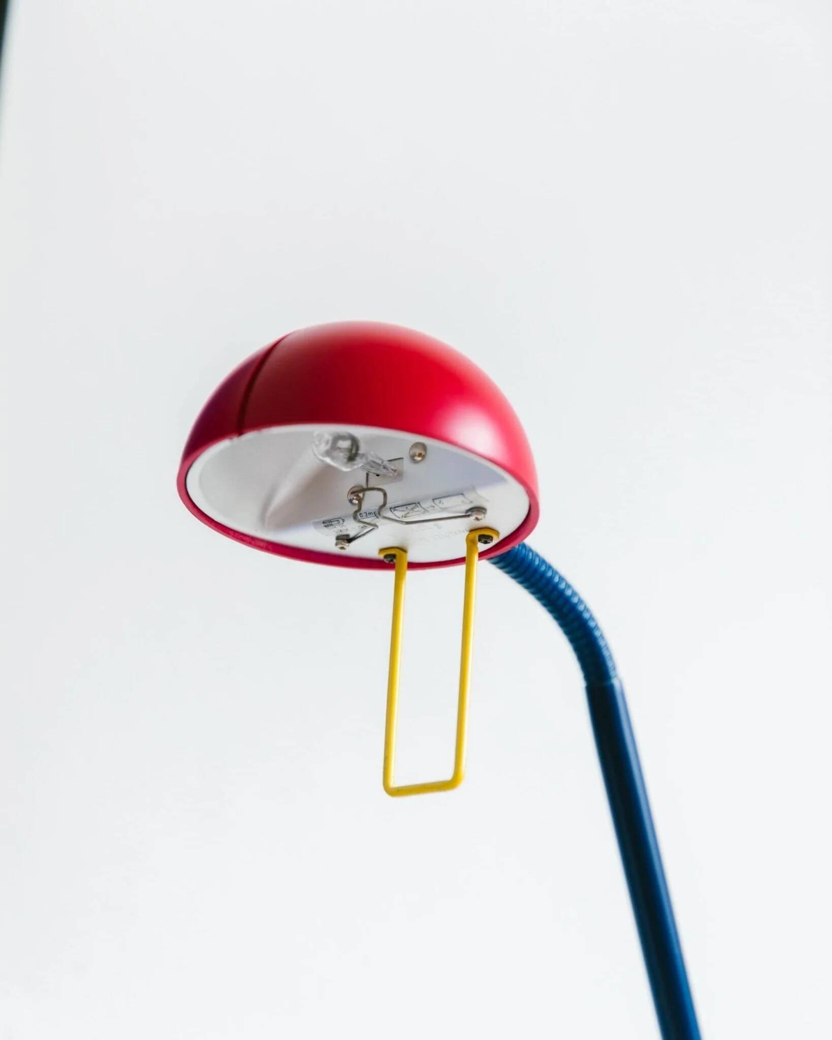 Multicolore Memphis Desk Lamp in Painted Metal and Plastic - 80s/90s Pop Art