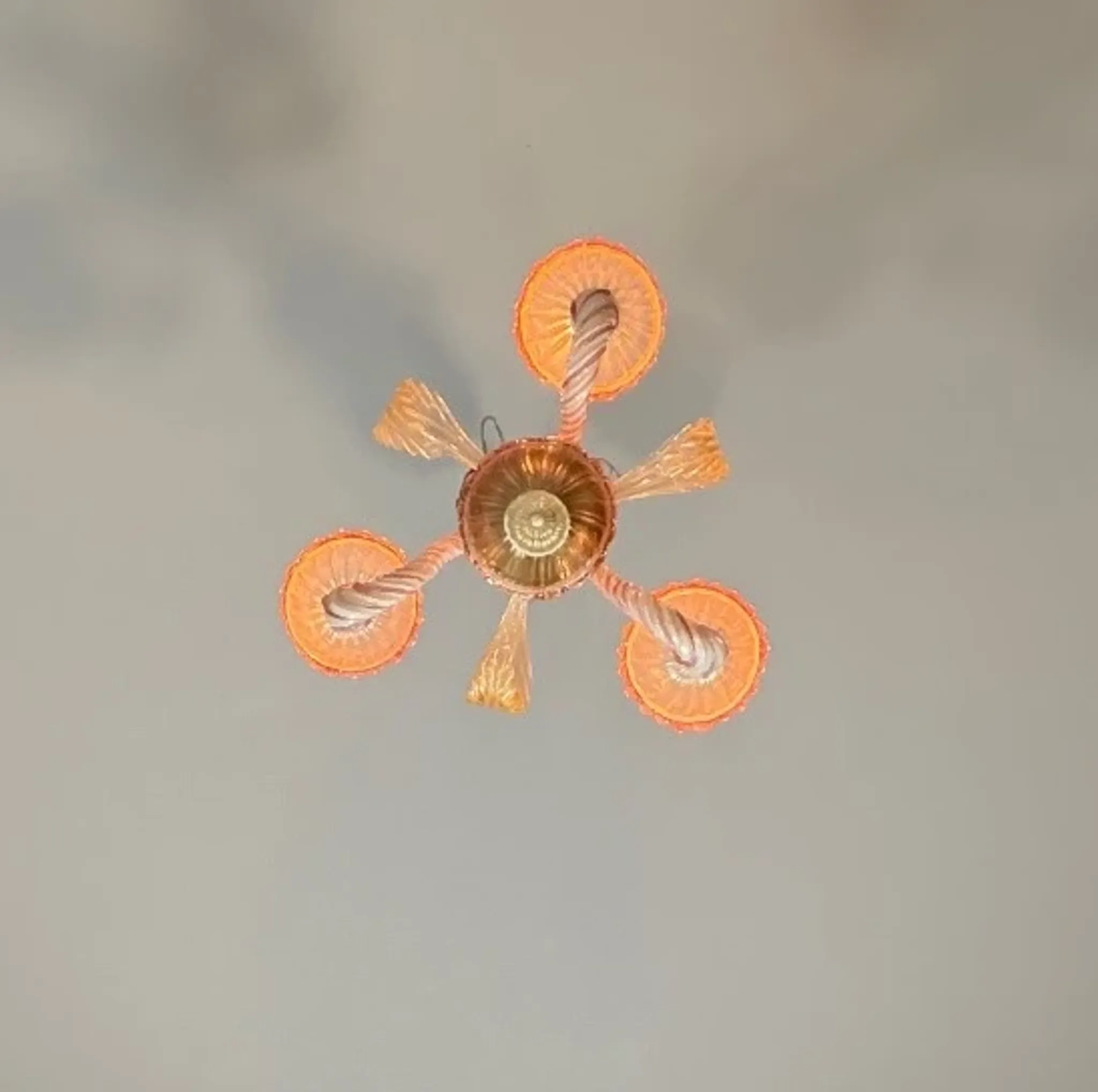 Small Venetian chandelier made of Murano glass circa 1940.