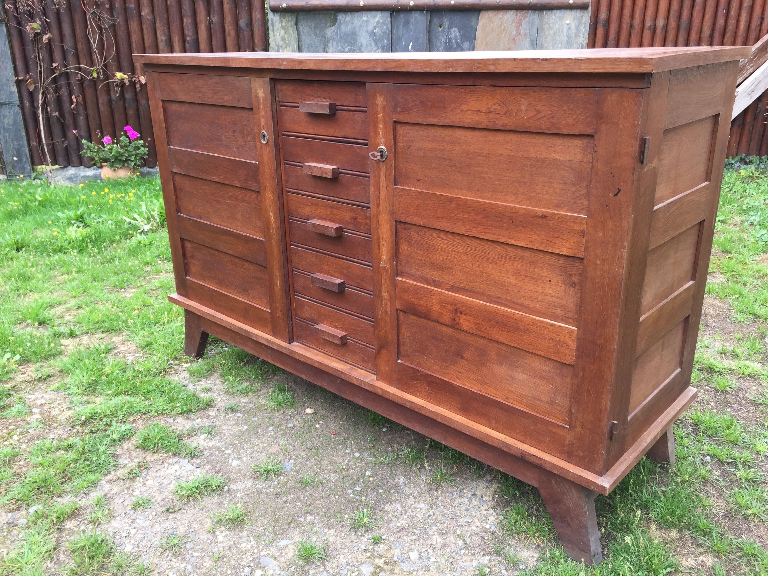 Vintage buffet René Gabriel in oak period reconstruction said of disaster victims