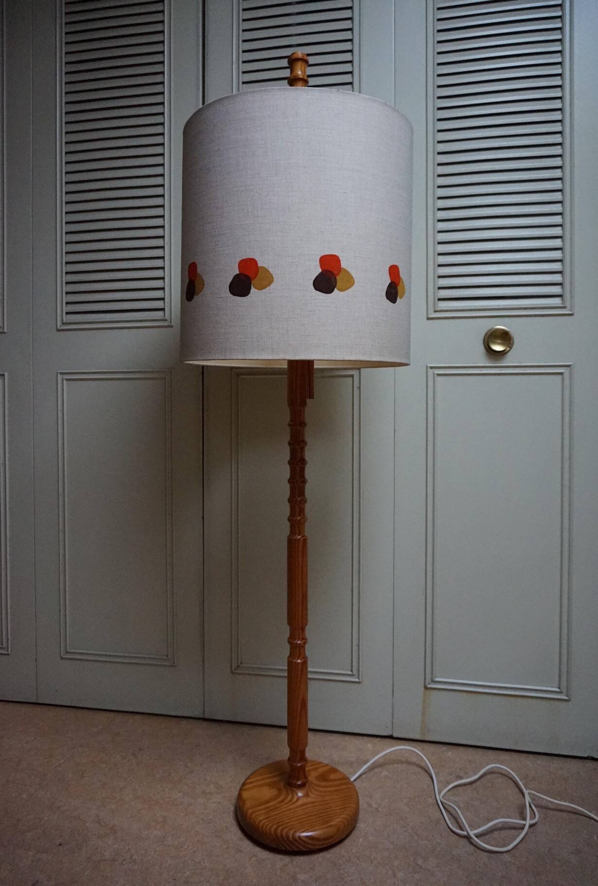 Mid-Century Scandinavian Pine Floor Lamp by Temde, 1960s