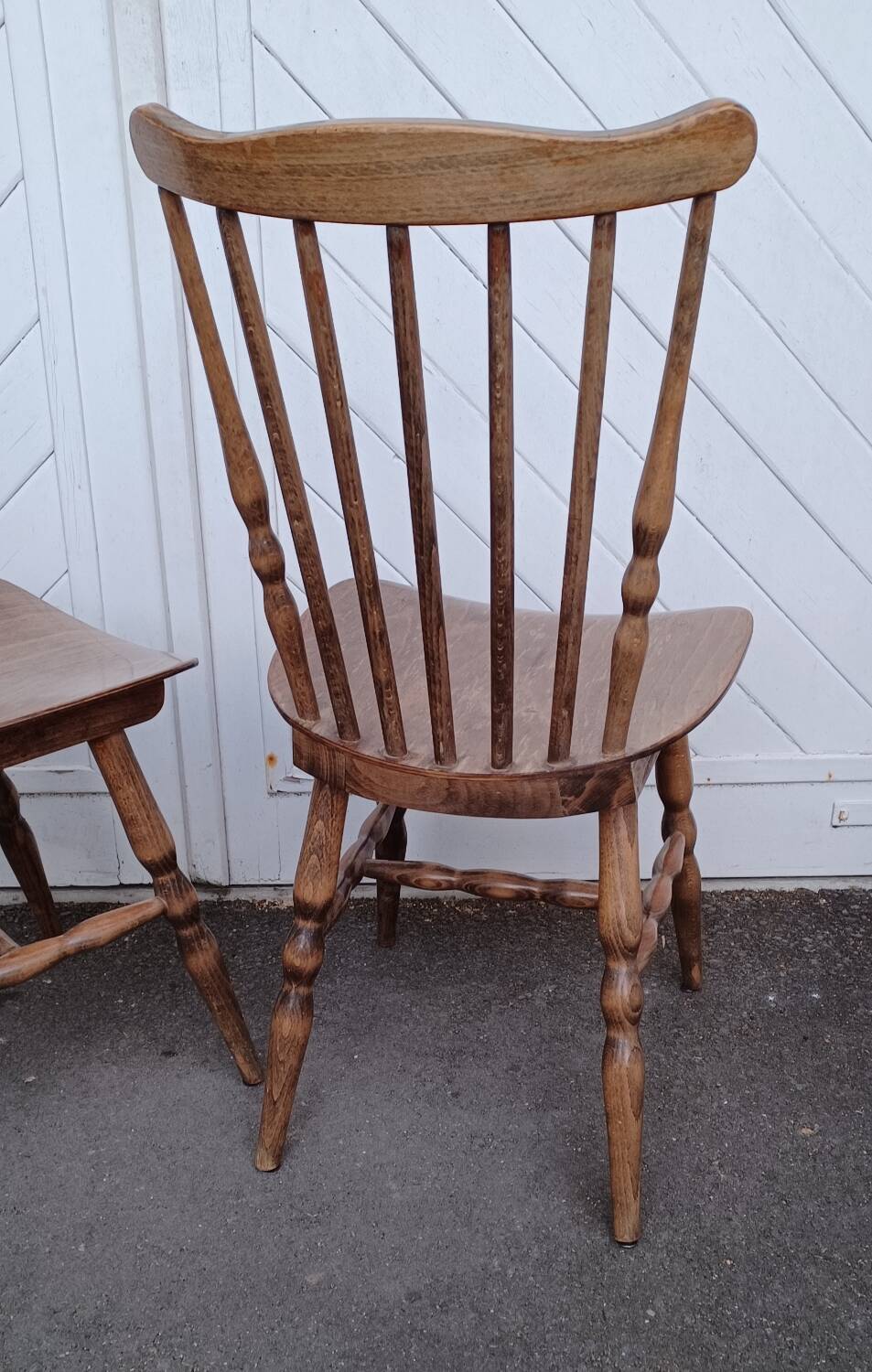 Pair of Baumann chairs model Tacoma