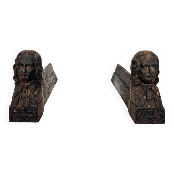 Paire de Chenets en Fonte à l’Effigie de Beethoven. France. Vers 1900.