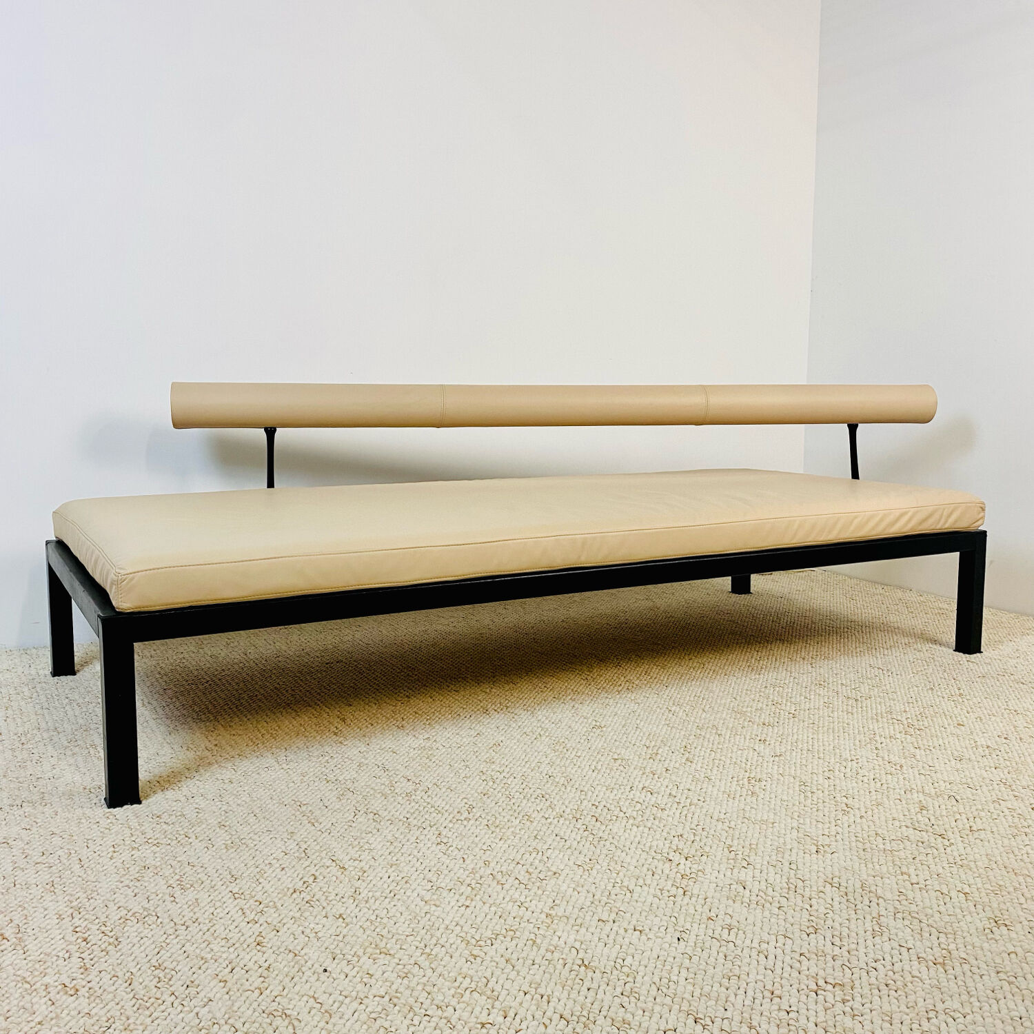 "Sity" model bench, B&B Italia edition.