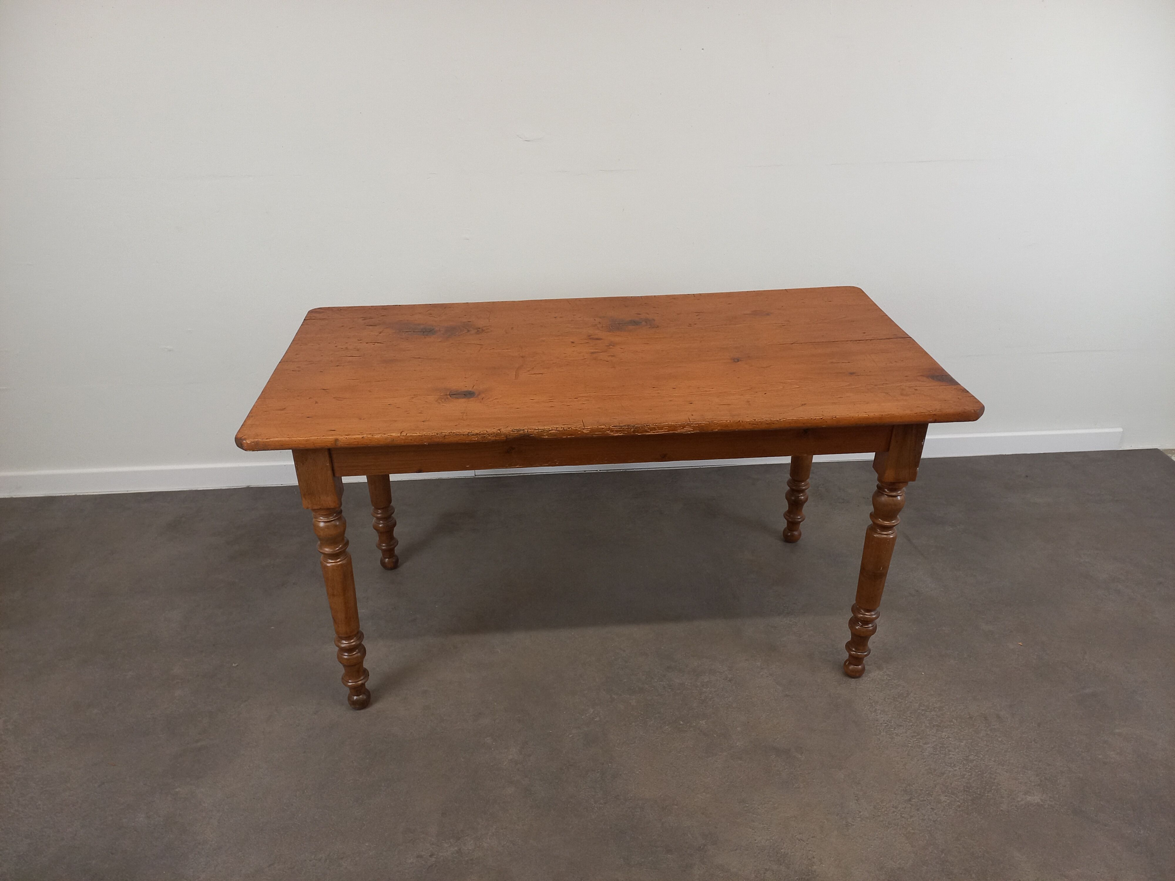Farm table 140 cm