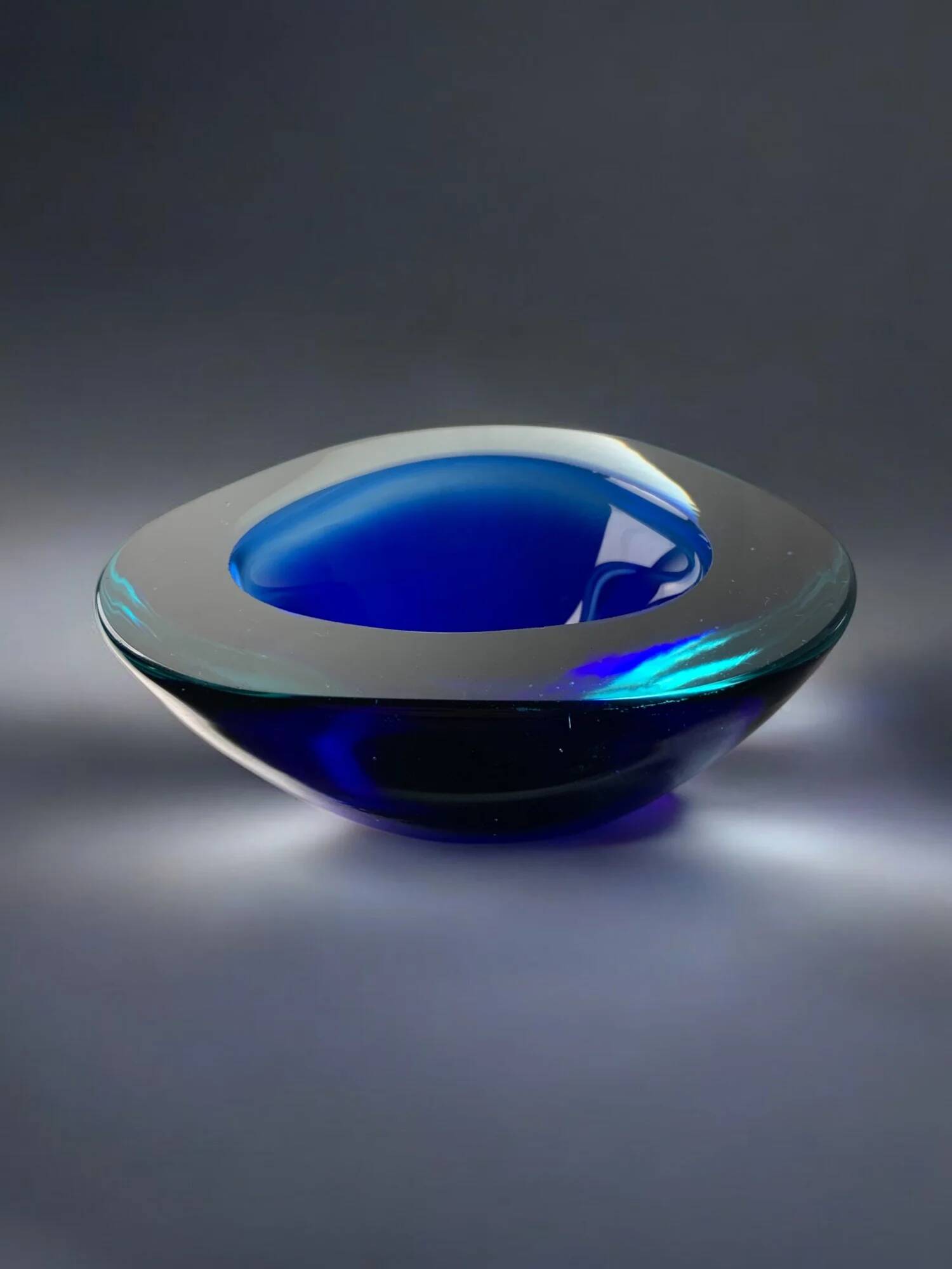 Blue Sommerso bowl by Seguso, Murano glass, Italy, 1970s