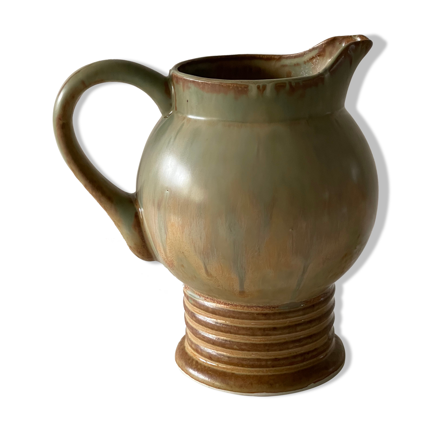 Pitcher in art deco sandstone