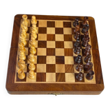 Travel chess set, in marquetry, magnetic pieces