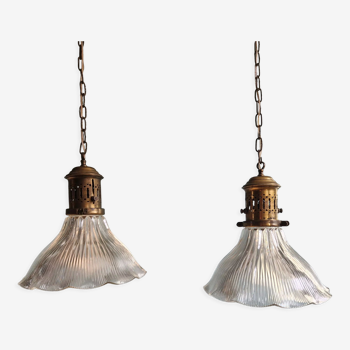 Pair of Holophane wall lamps in grooved glass, 1920s-30s