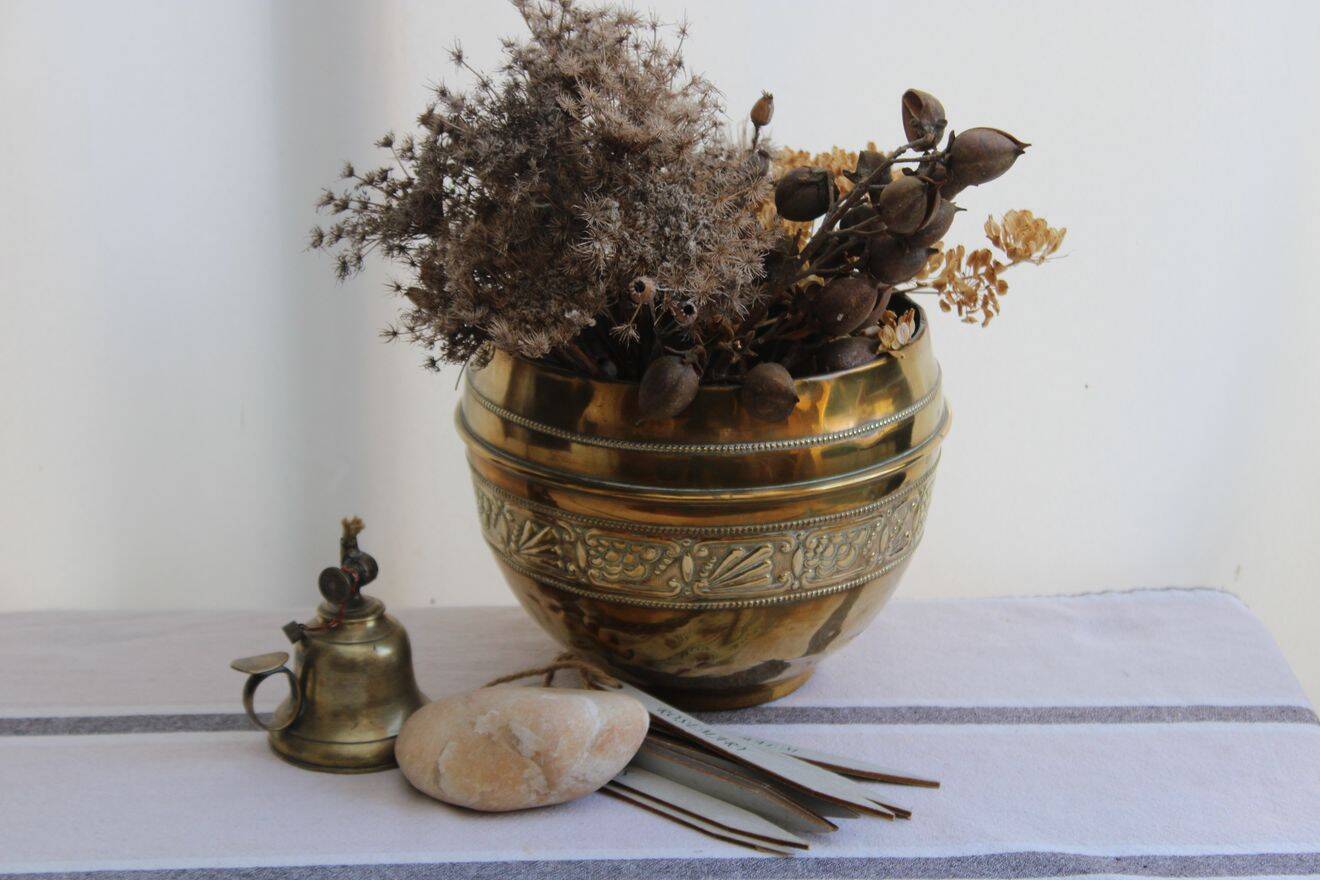Cache-pot en laiton doré