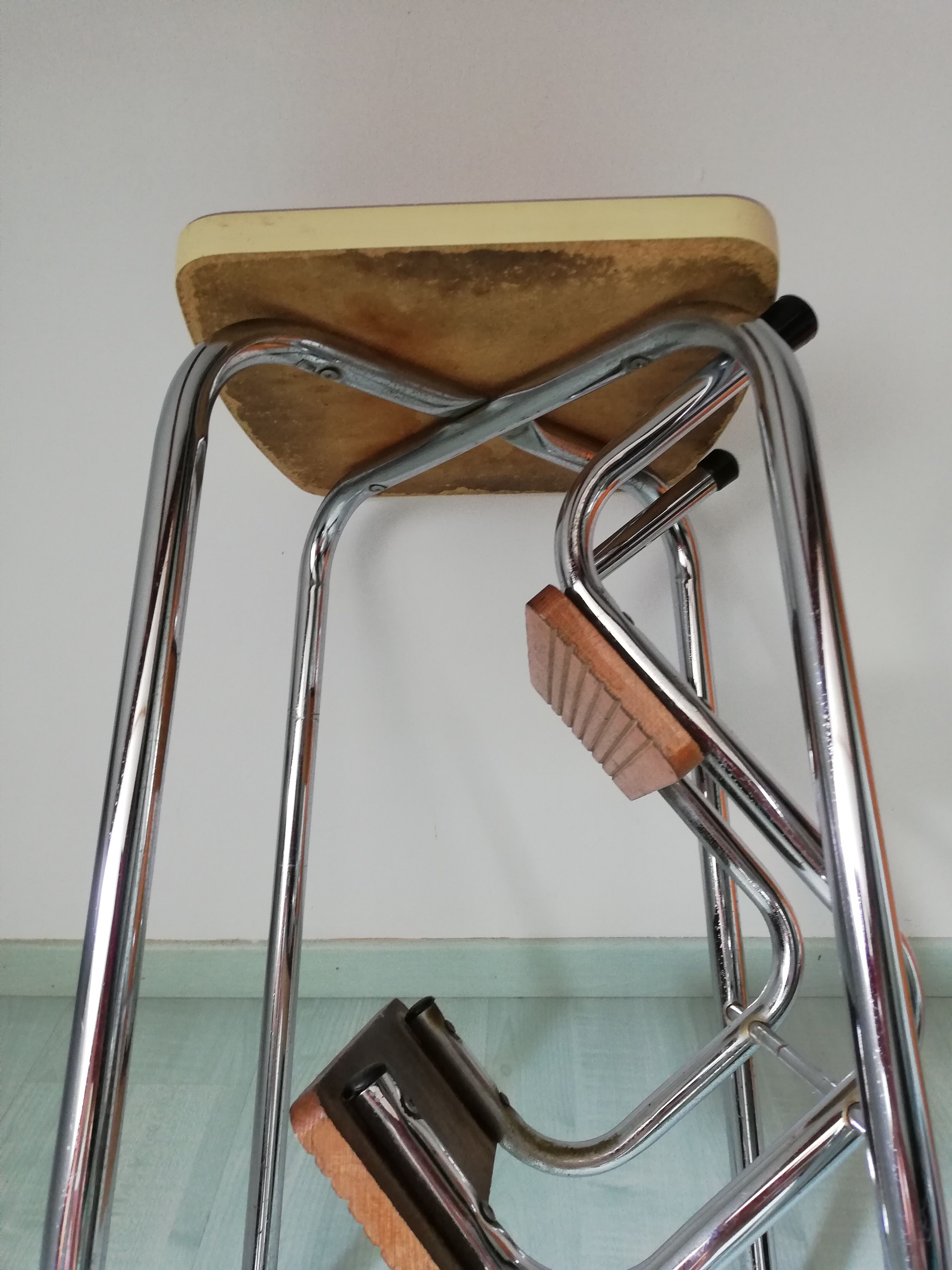Stool walking foot 60s