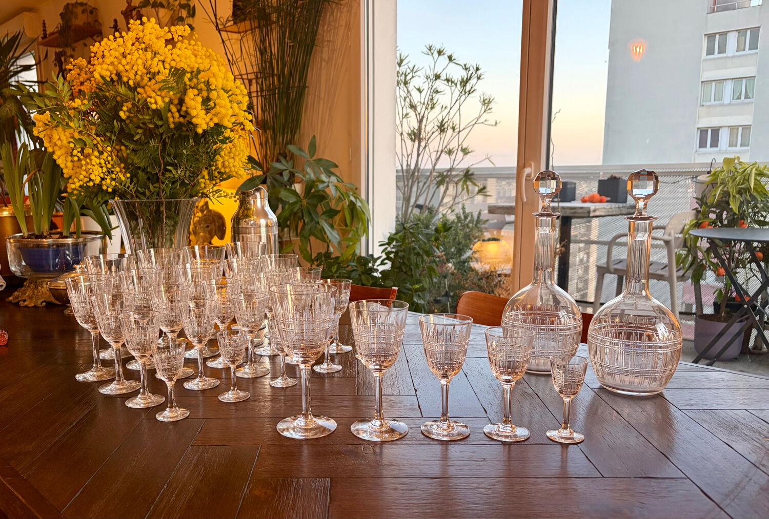 Cavour model baccarat service