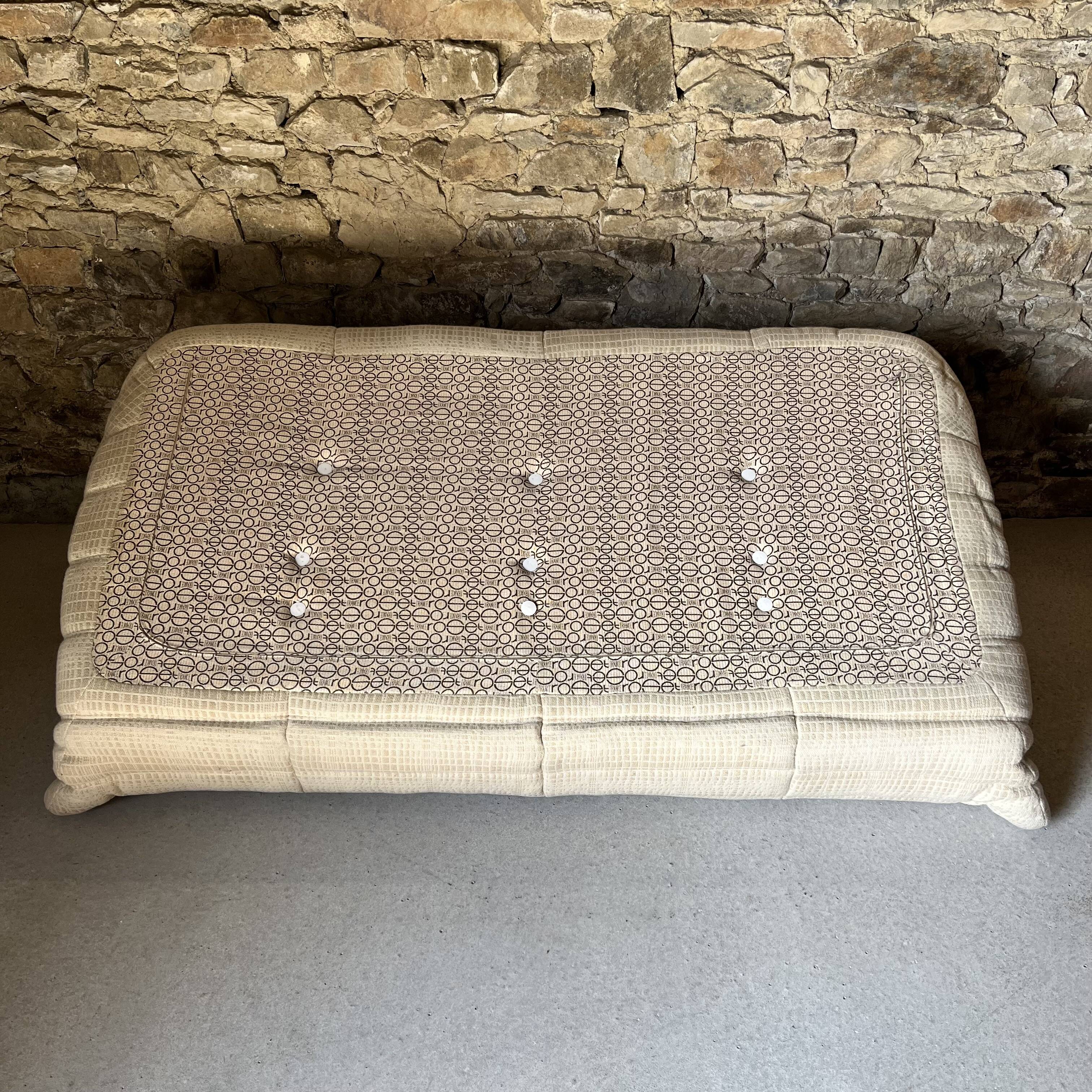 Togo sofa 3 places by Michel Ducaroy for Ligne Roset 1970s
