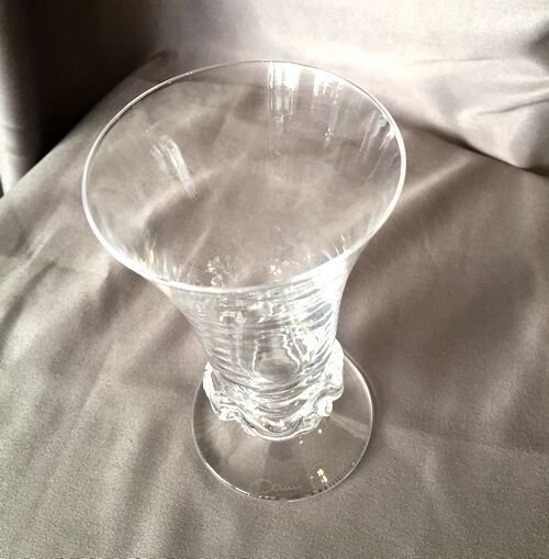 Small crystal vase of Daum contemporary shape small flowers or soliflore