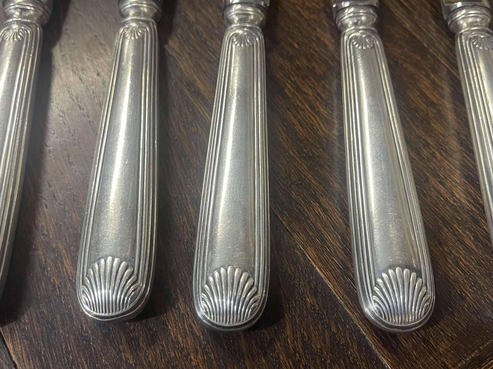 Set of 12 silver-plated metal knives, shell model, from CAILAR BAYARD
