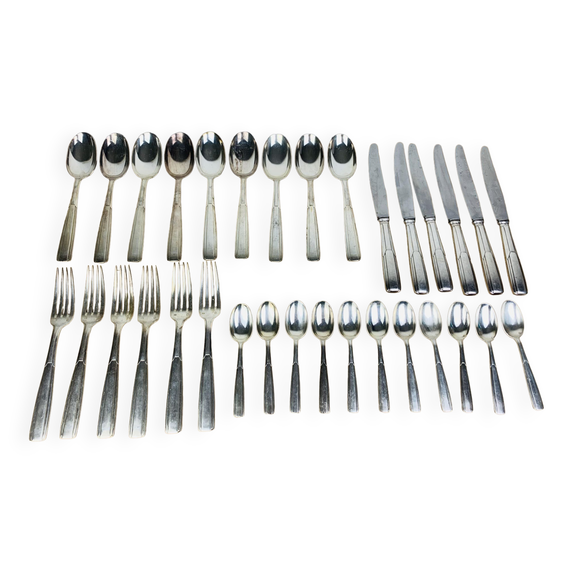Housewife Ravinet d'Enfert model Navarre art deco silver metal 32 pieces