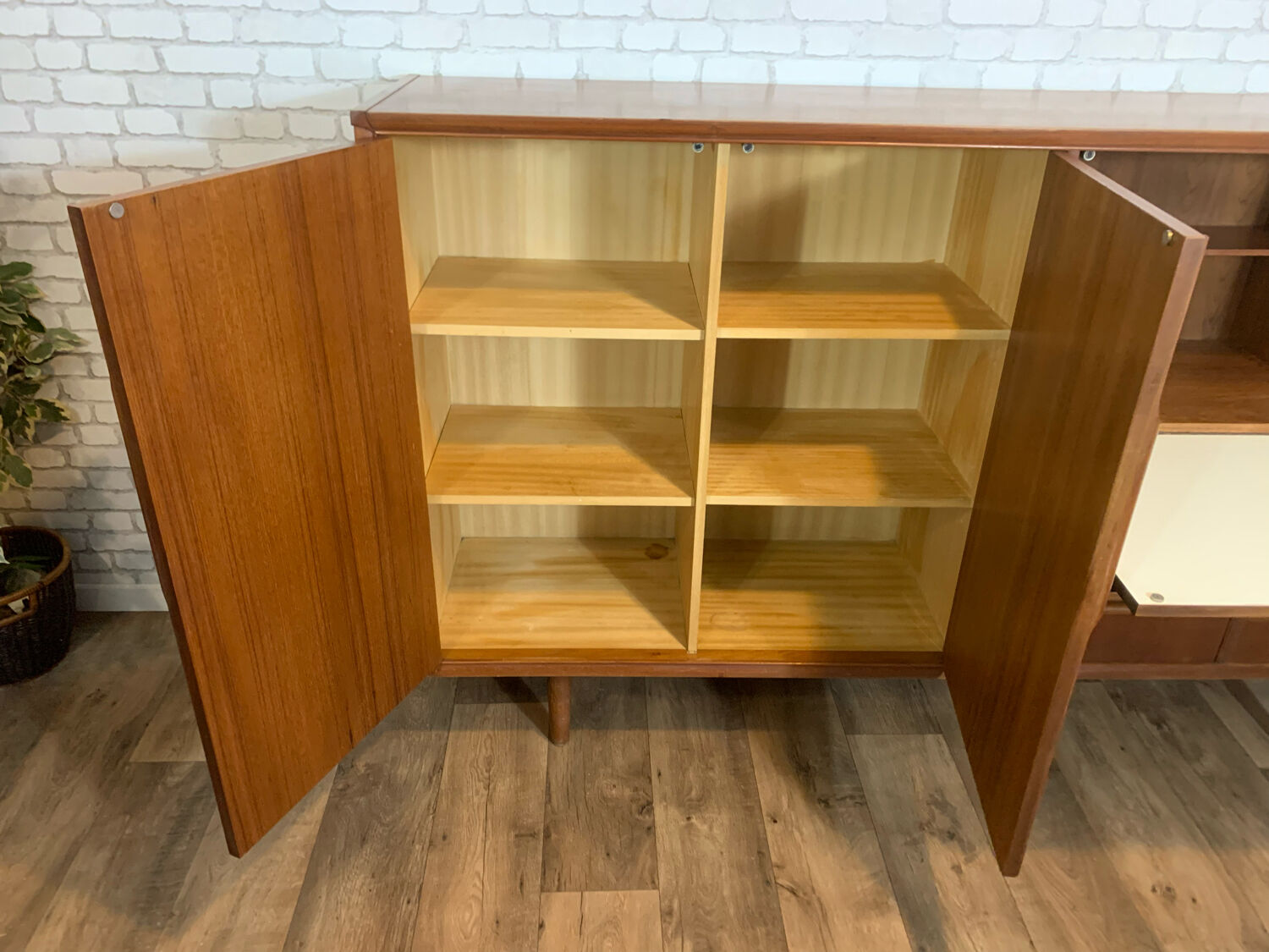 Scandinavian Upper Enfilade Fristho 1960
