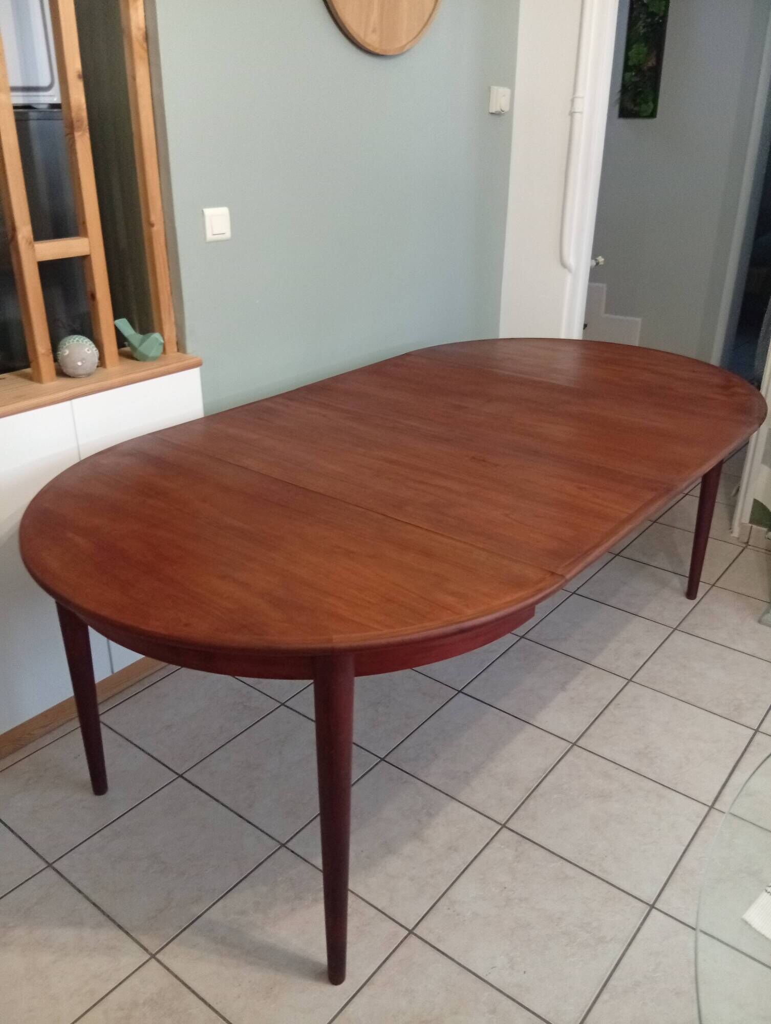 Round teak table by Johannes Andersen for Mobler Samcom Scandinavian.