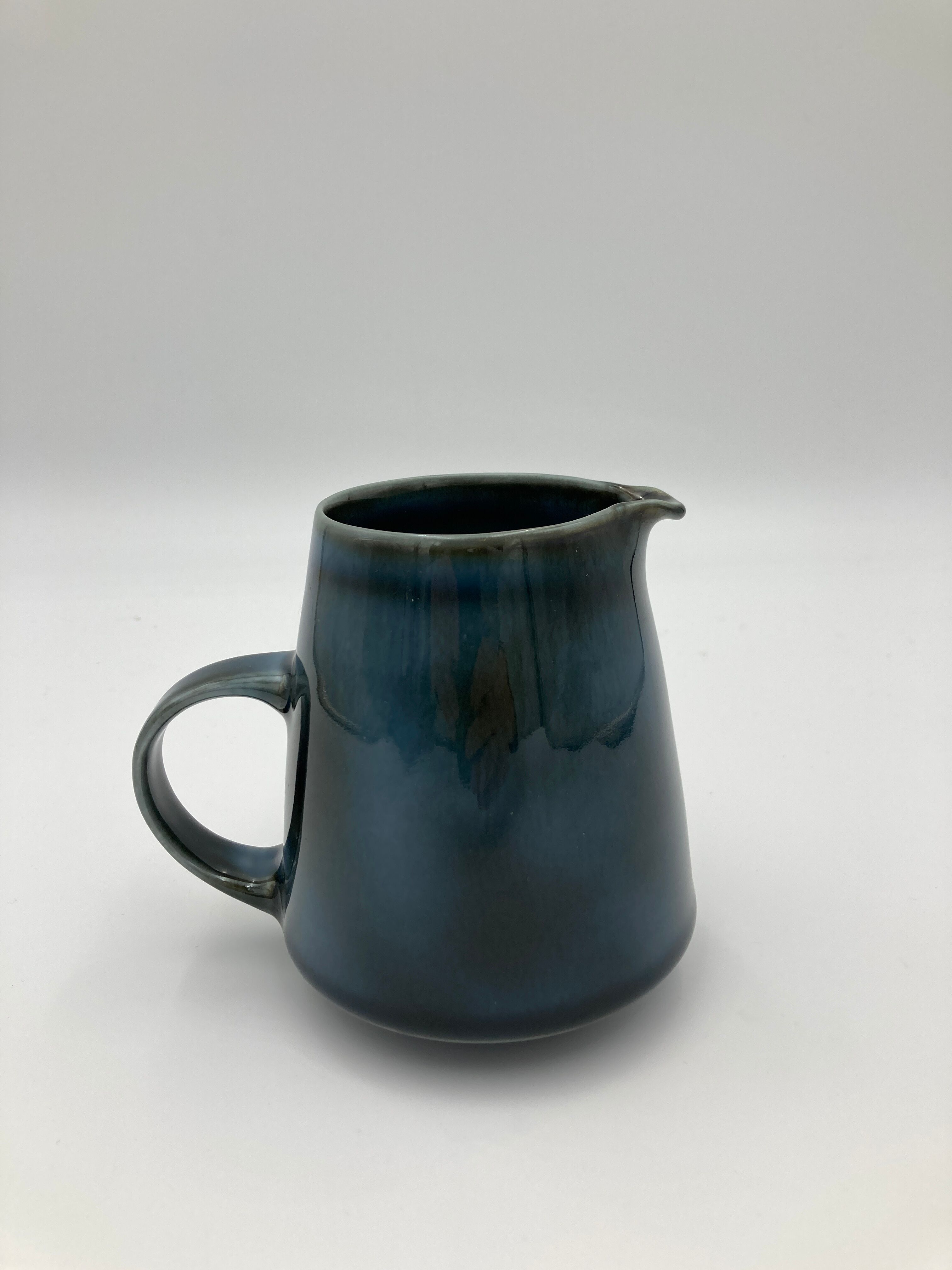 Porcelain pitcher from Virebent