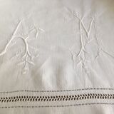 Linge ancien drap brodé monogramme AM