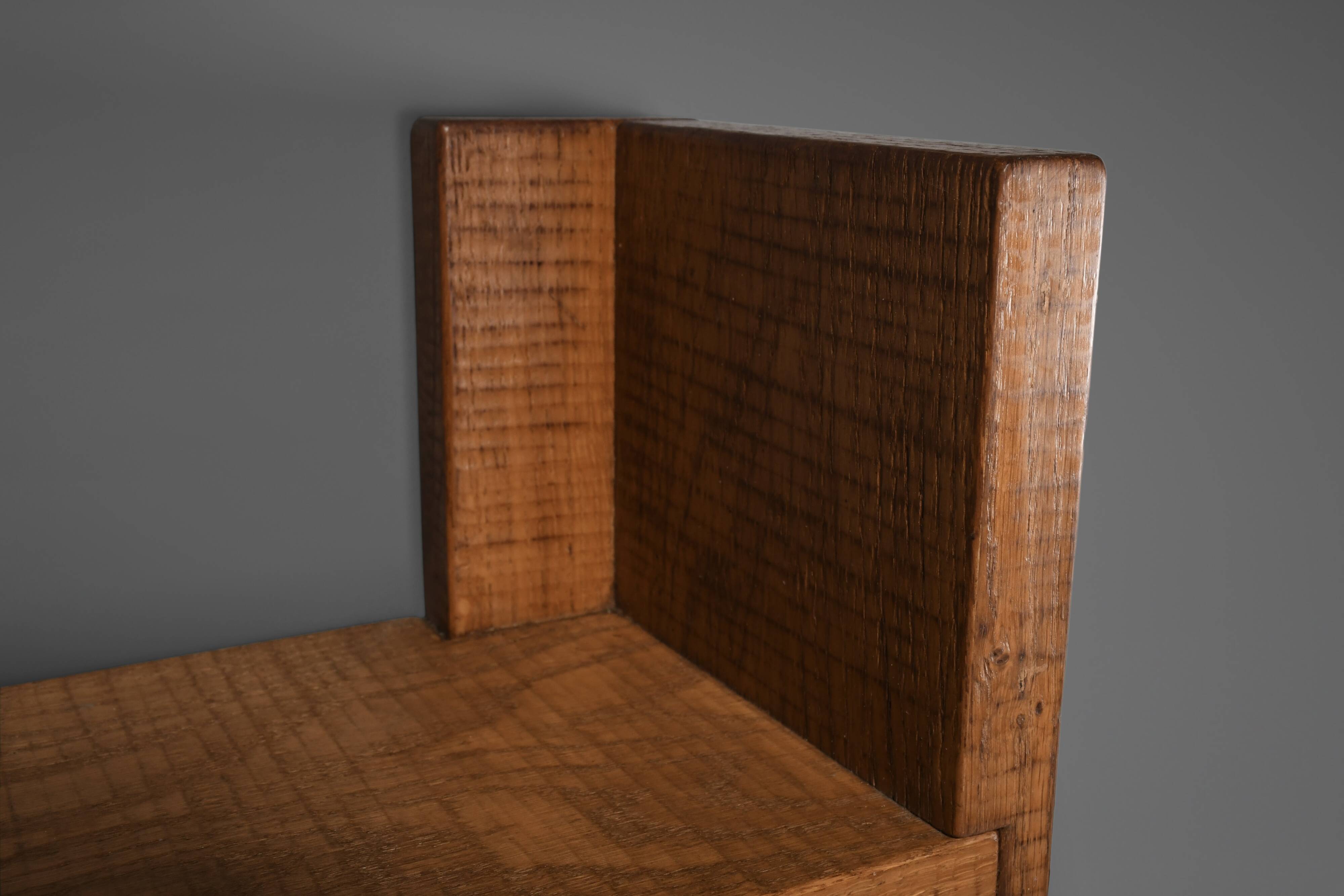 Beautiful oak wood Giuseppe Rivadossi shelves, Italy 1970s