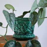 English porcelain pot cover