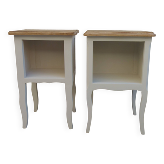 Paire de chevets Elle et Lui, bouts de canapé réenchantés en beige.