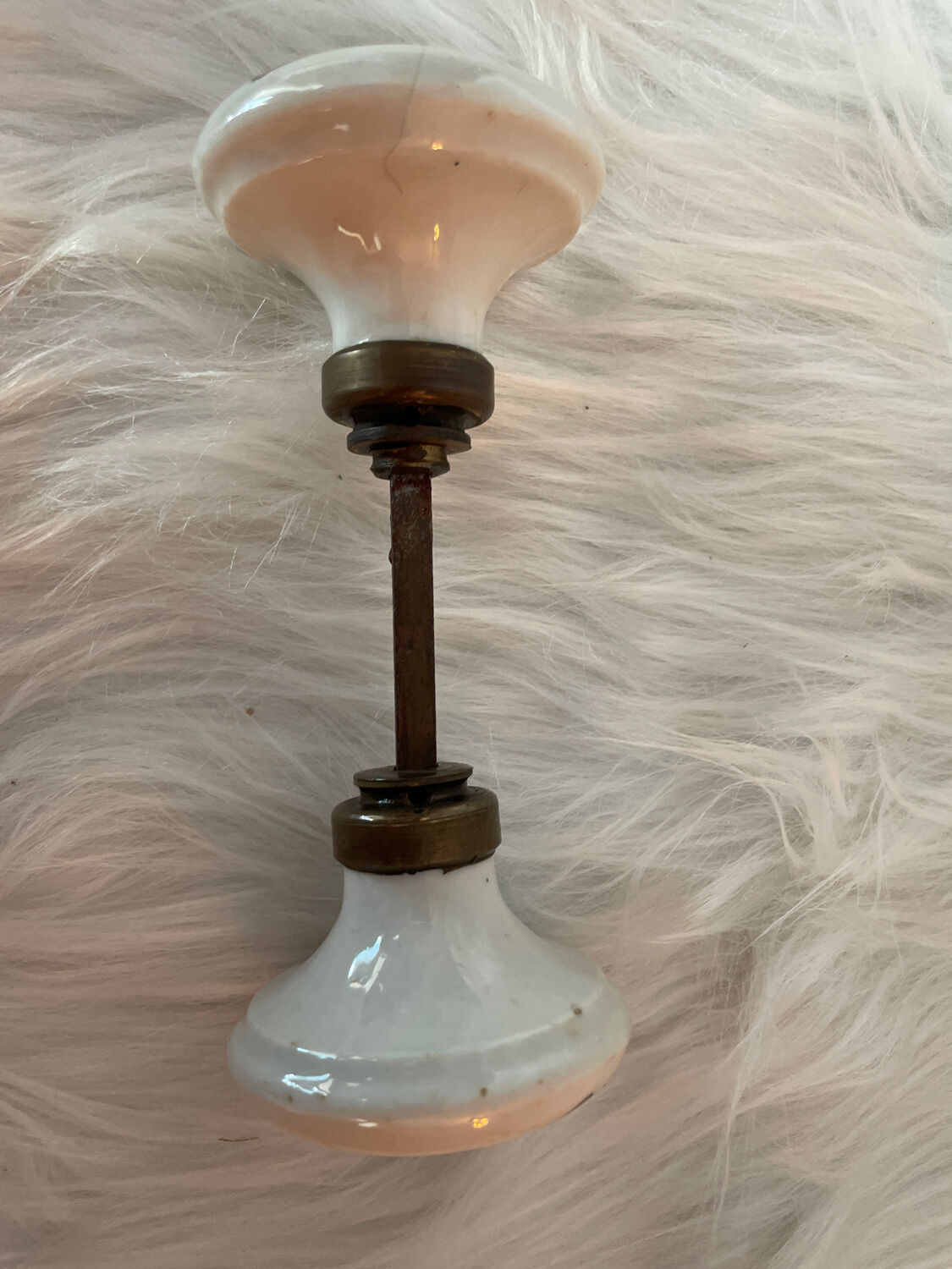 Porcelain door handle