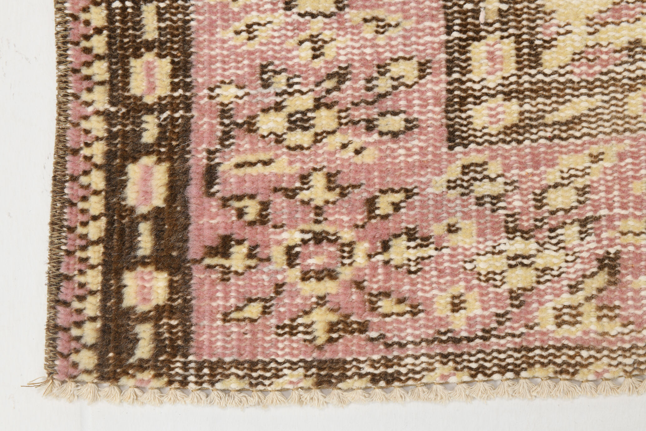 Hand-made vintage rug 303x206cm