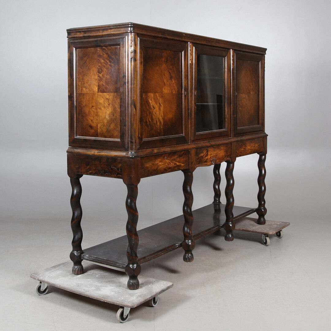 Armoire style baroque du 20eme century