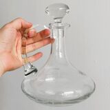 Carafe ancienne en verre soufflé à la bouche