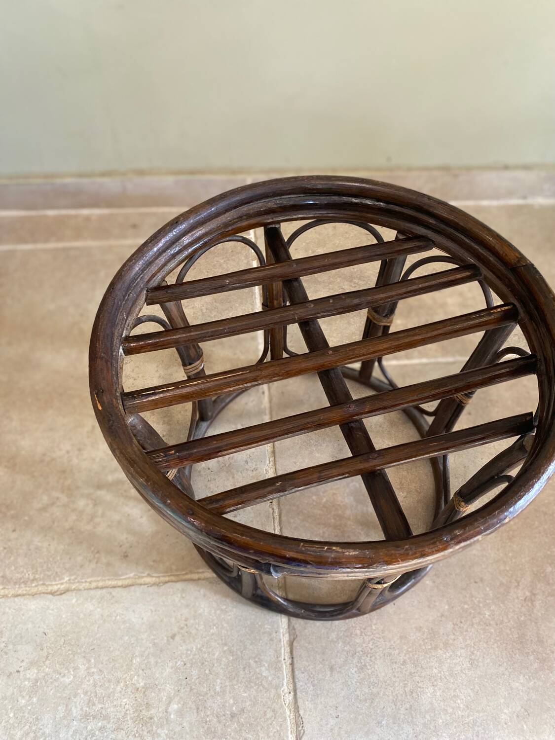 Vintage rattan pouf