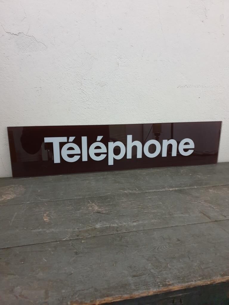 Phone plate 80s