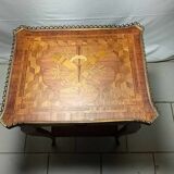 Table de chevet style Louis XVI