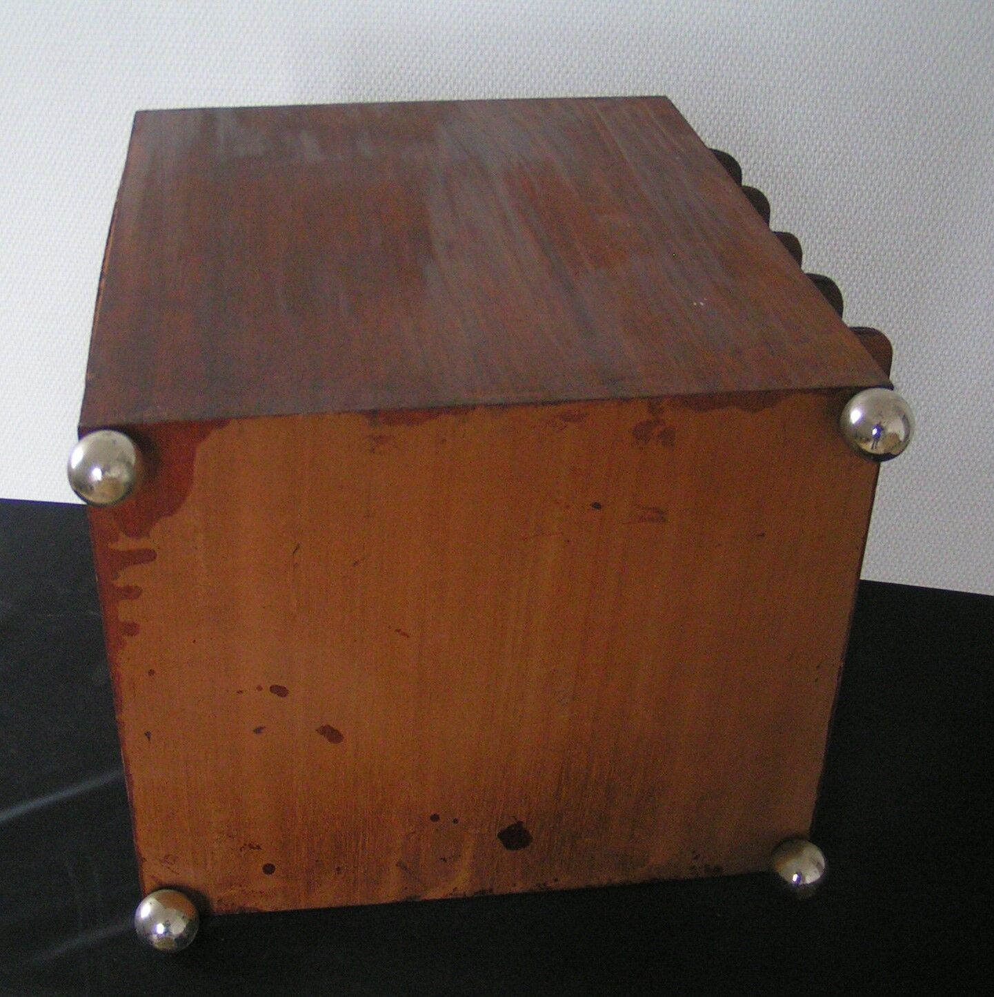 Range art deco document