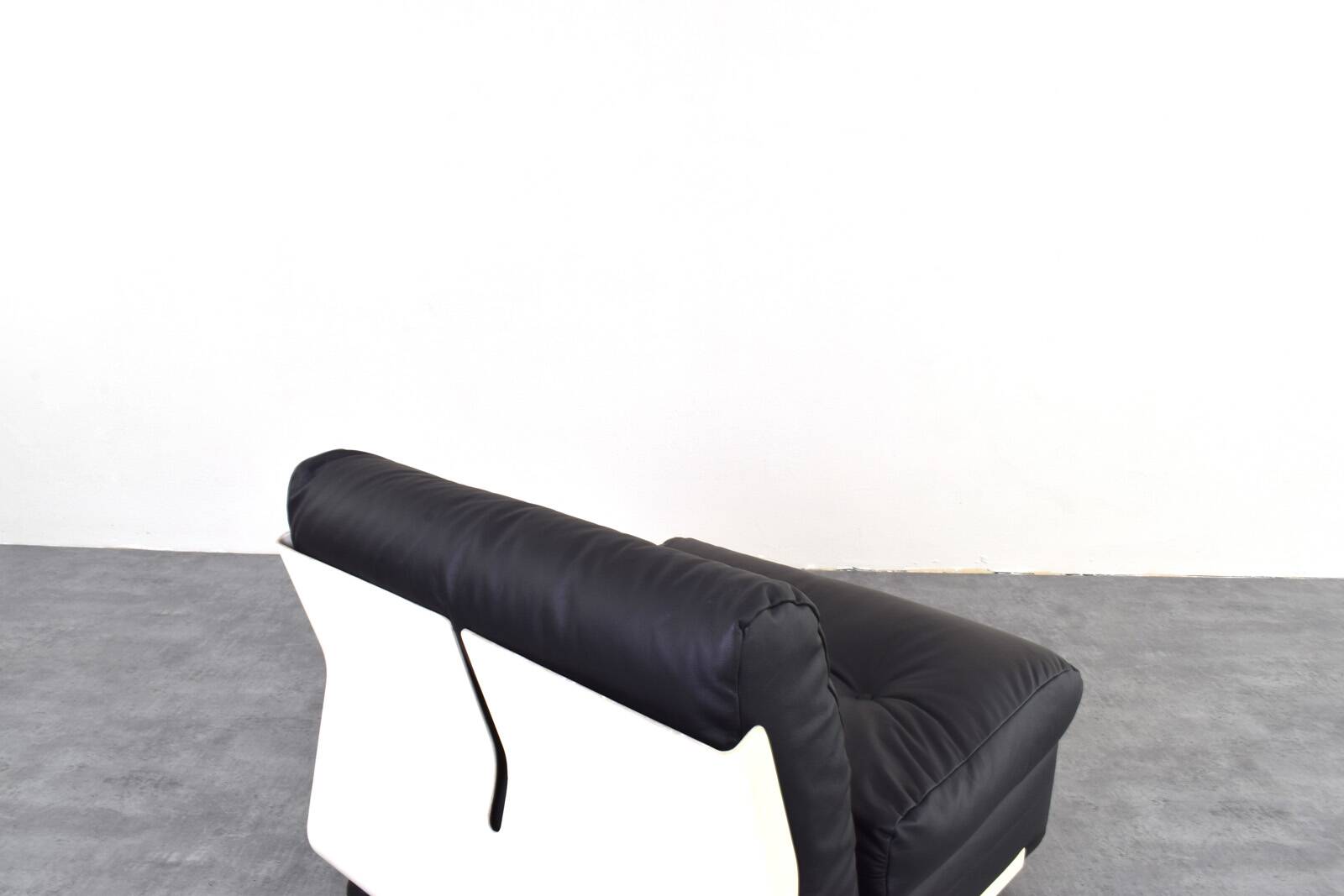 Italian Amanta Lounge Chair by Mario Bellini for C&B Italia