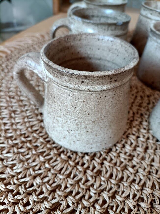 Set of 6 cups in gres