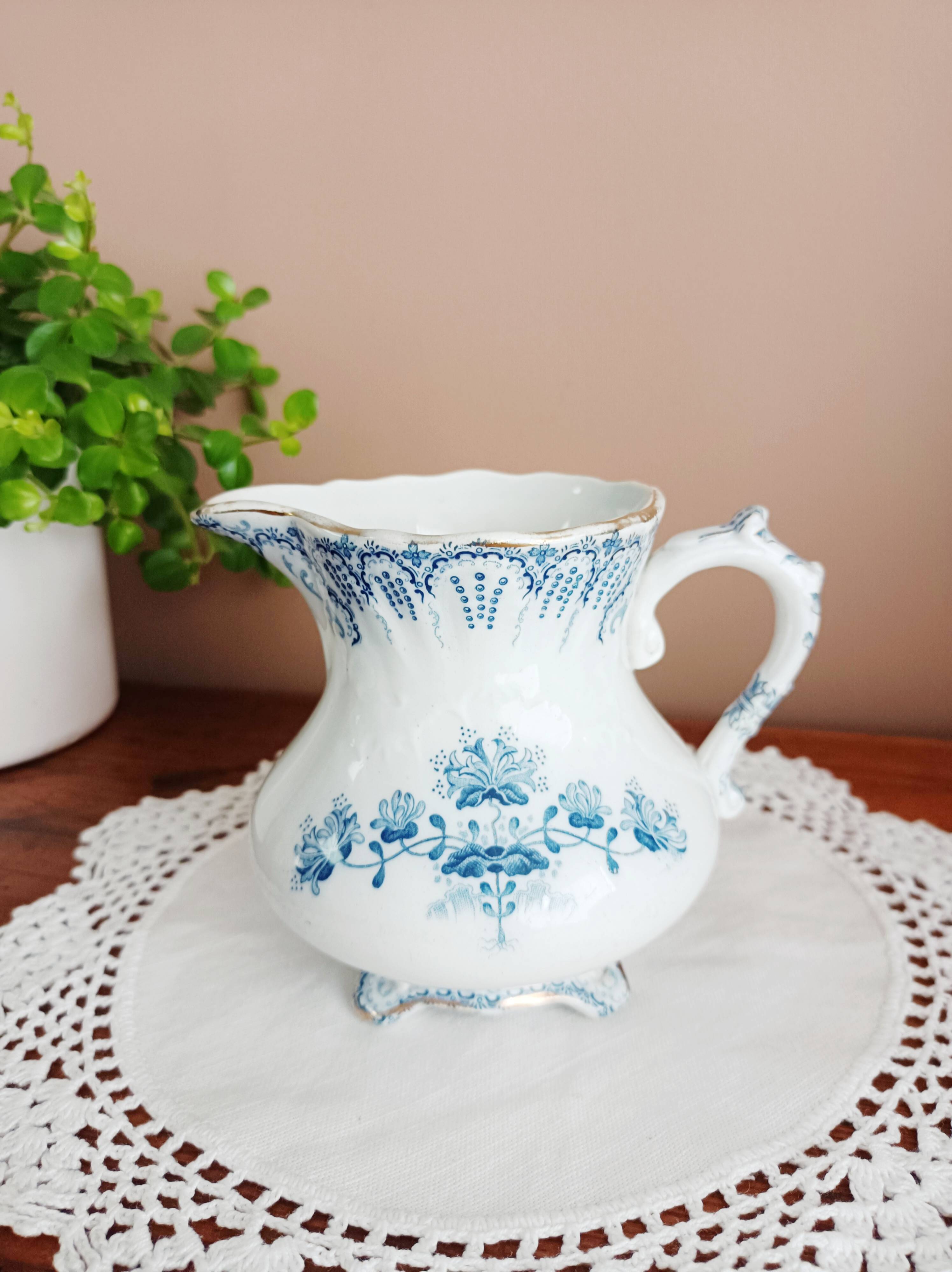 Pot à lait, crémier Régence Saint Amand et Hamage