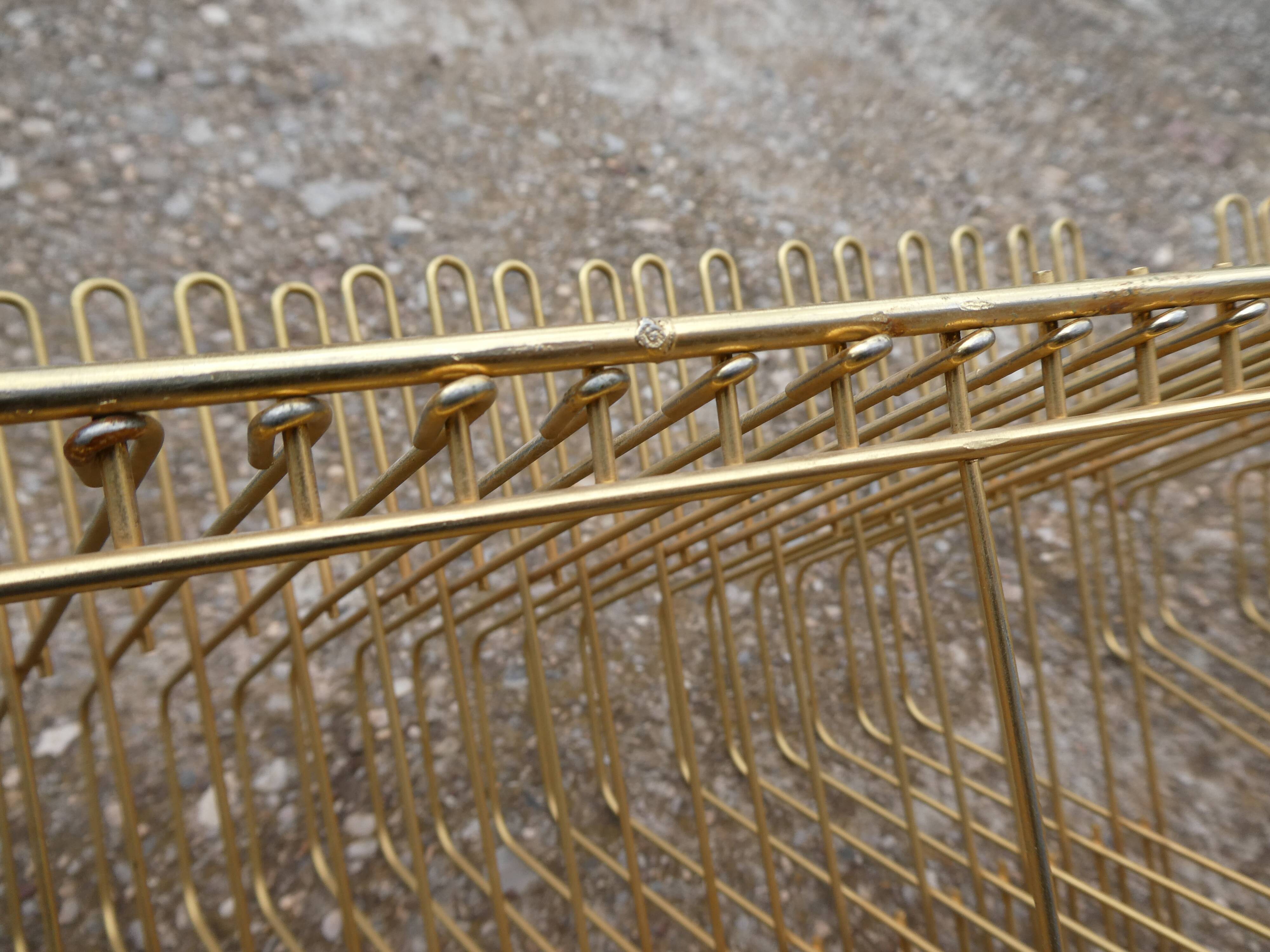 45-tower vintage gold metal vinyl holder