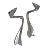 Paire de bougeoirs en aluminium par Matthew Hilton