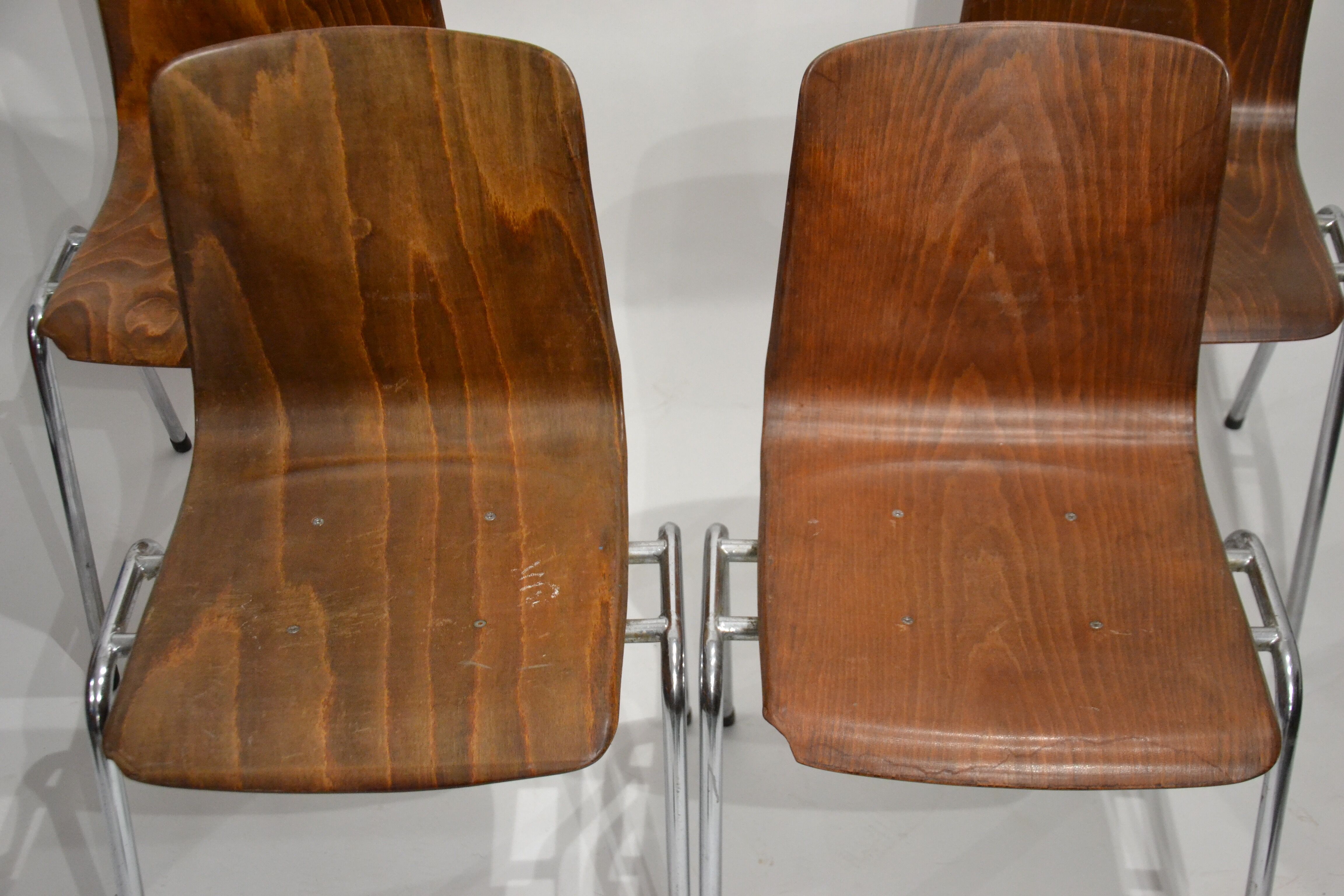 Stackable pagholz chair