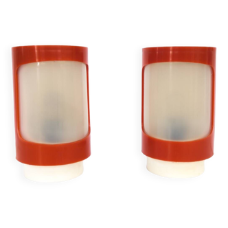 Paire de lampes de table en plastique rouge de l'ère spatiale par Elektrosvit, 1960