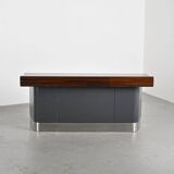 Bureau d'accueil par Isamu Kenmochi, Japon 1966