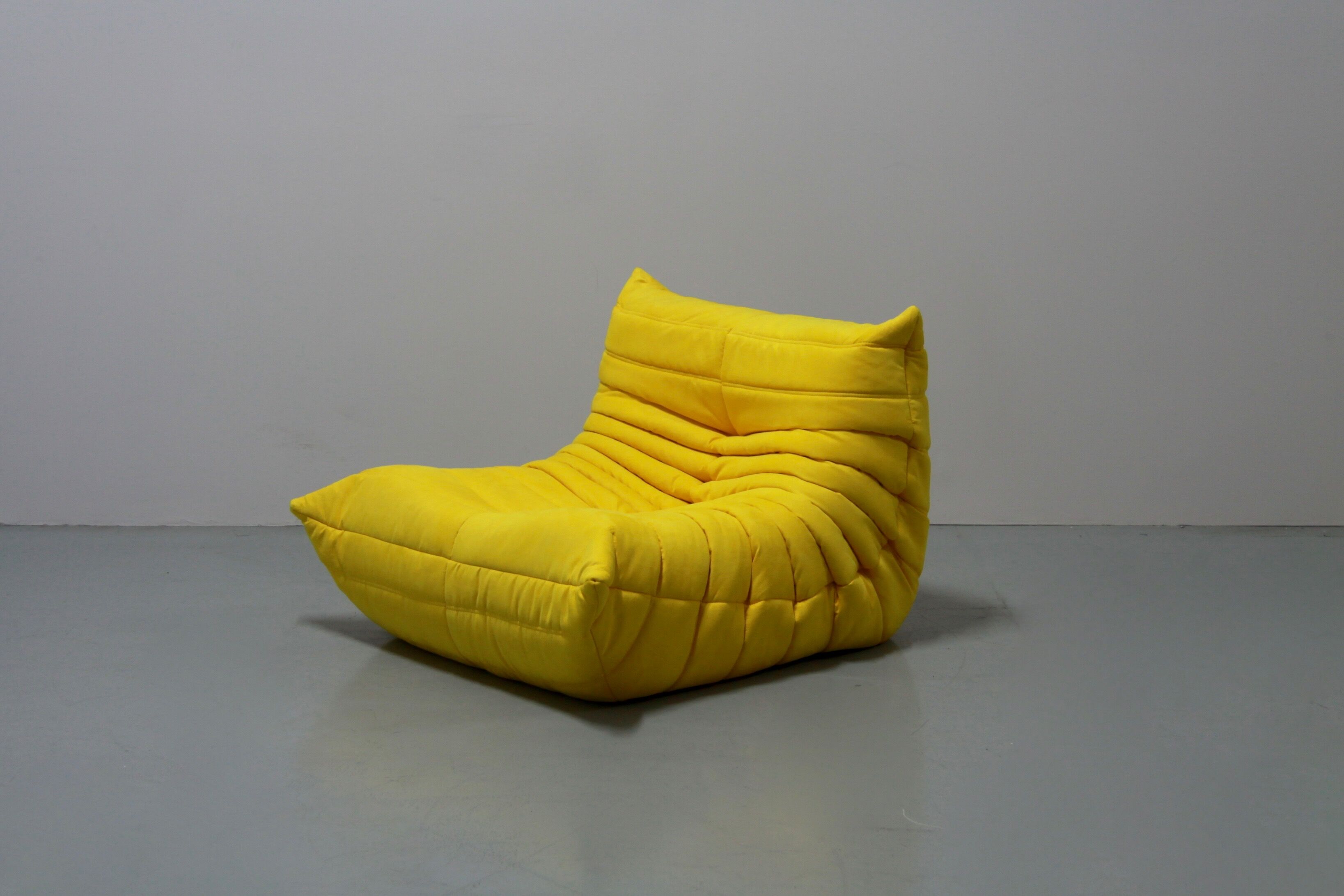 Togo armchair model designed by Michel Ducaroy 1973