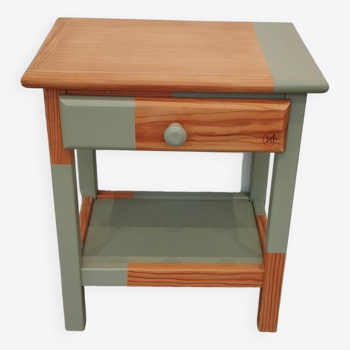 Louise bedside table