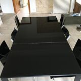 Stretch table in tempered glass HABITAT model Rio