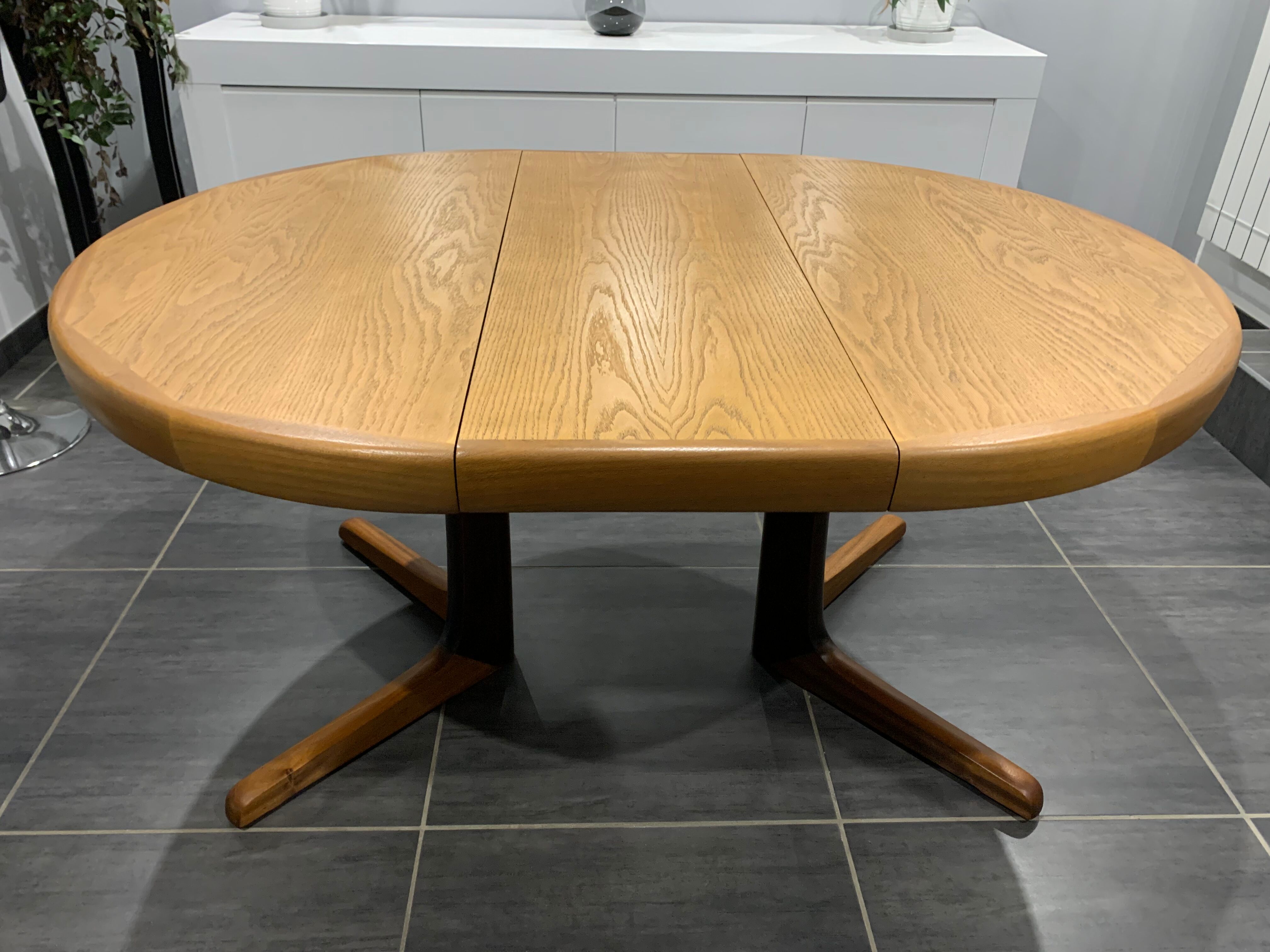 Baumann vintage 1970s extendable table
