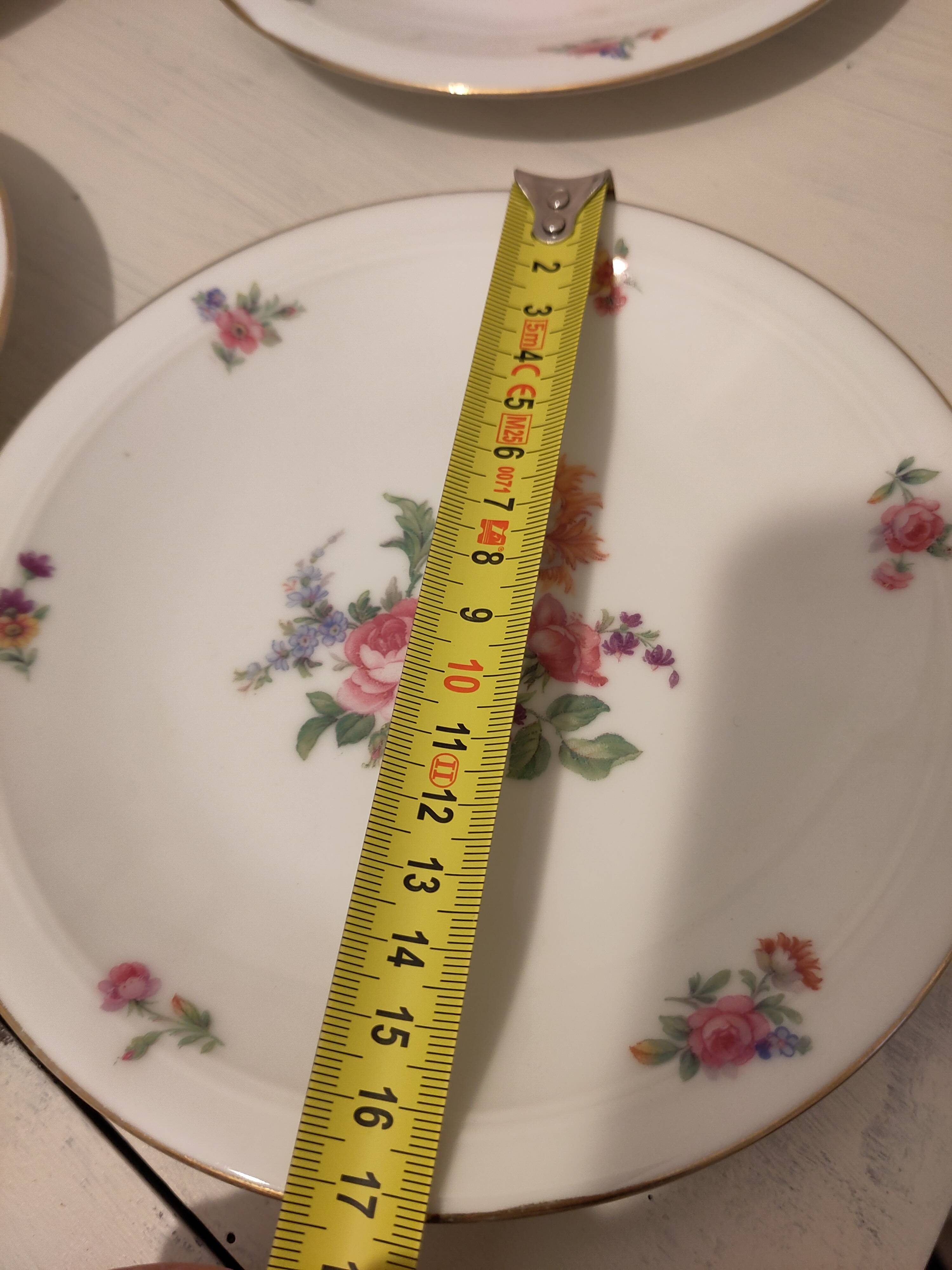 10 dessert plates